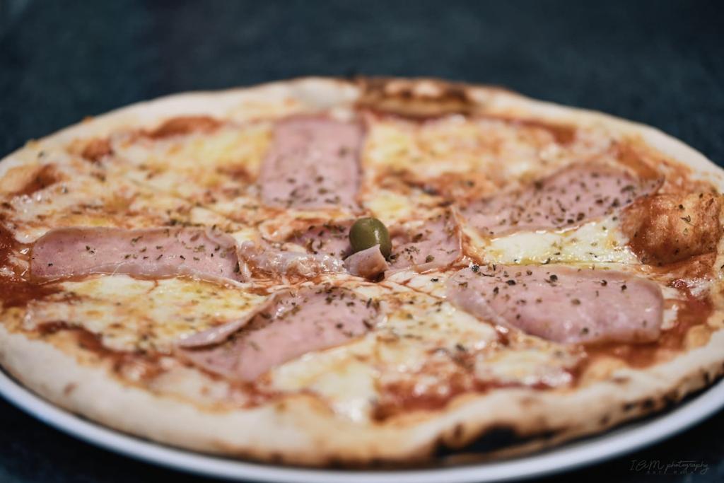 River pizza